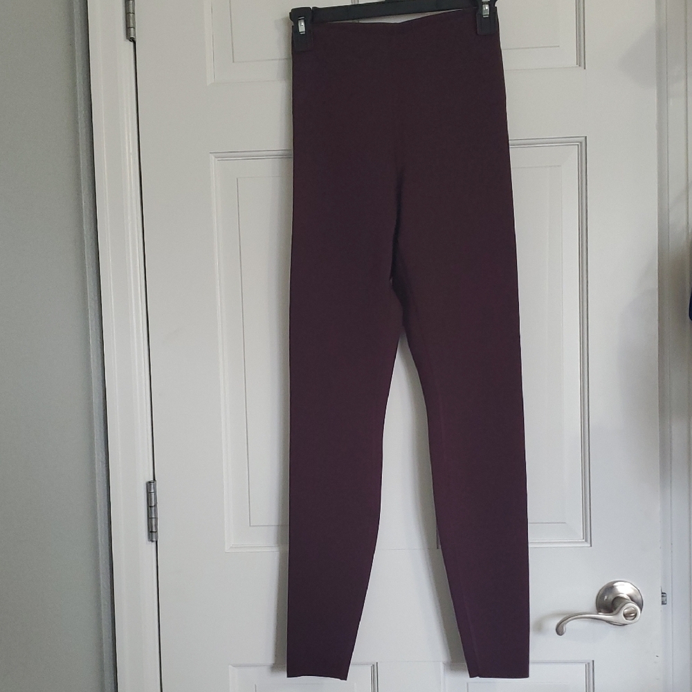 NWT Lululemon Glow Up SHR 28in Leggings Sz 2 Goodnight Plum
